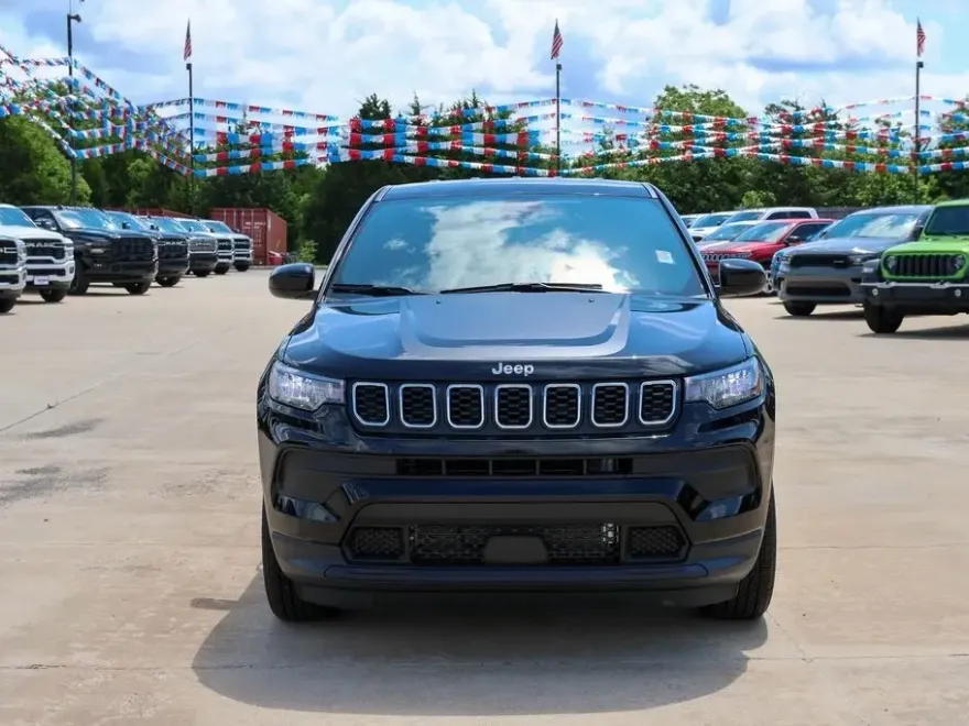 2025 Jeep Compass Sport photo 1