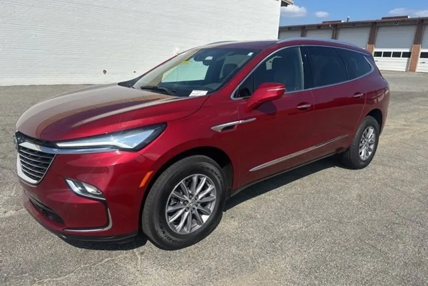 2024 Buick Enclave Premium photo 1
