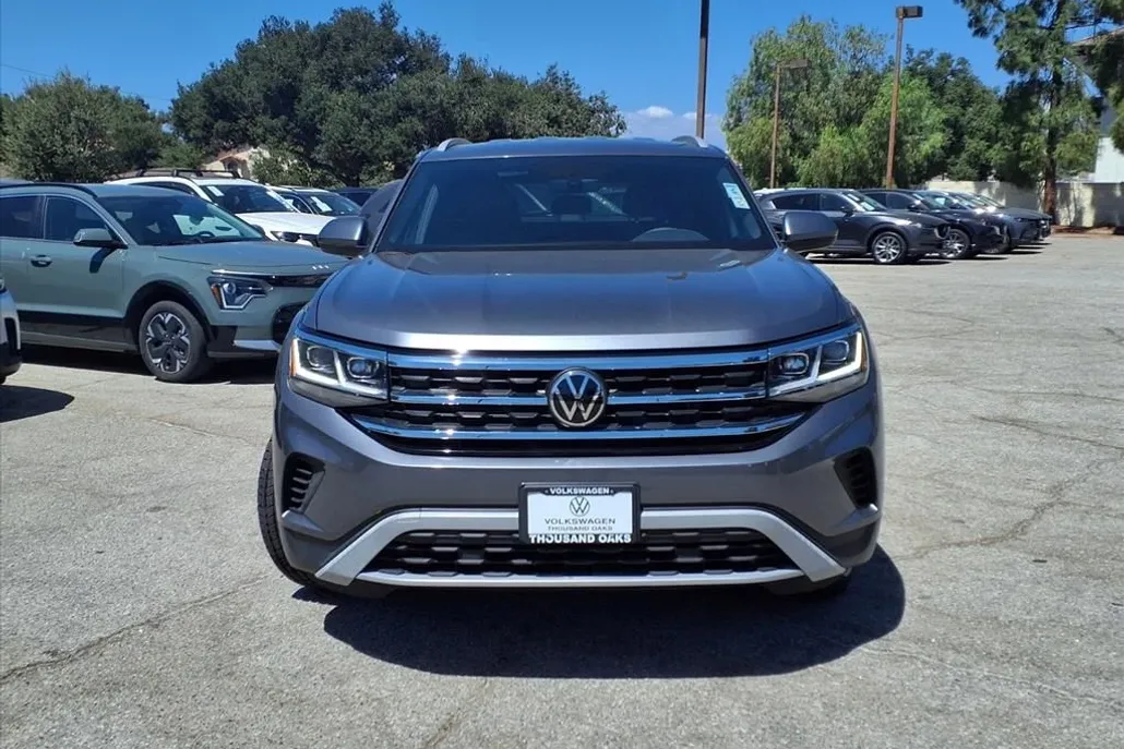 2021 Volkswagen Atlas Cross Sport photo 1