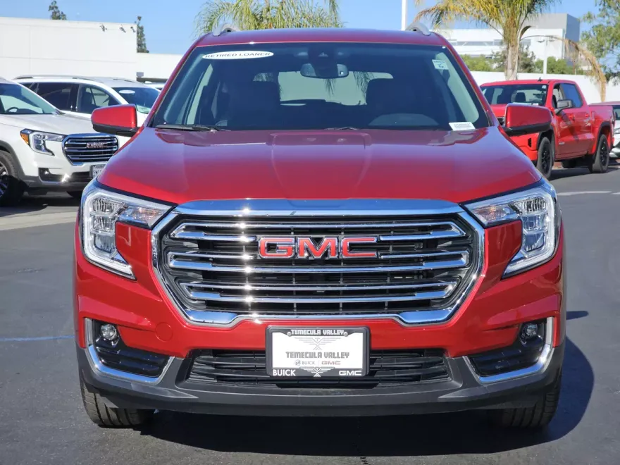 2024 Gmc Terrain SLT photo 1