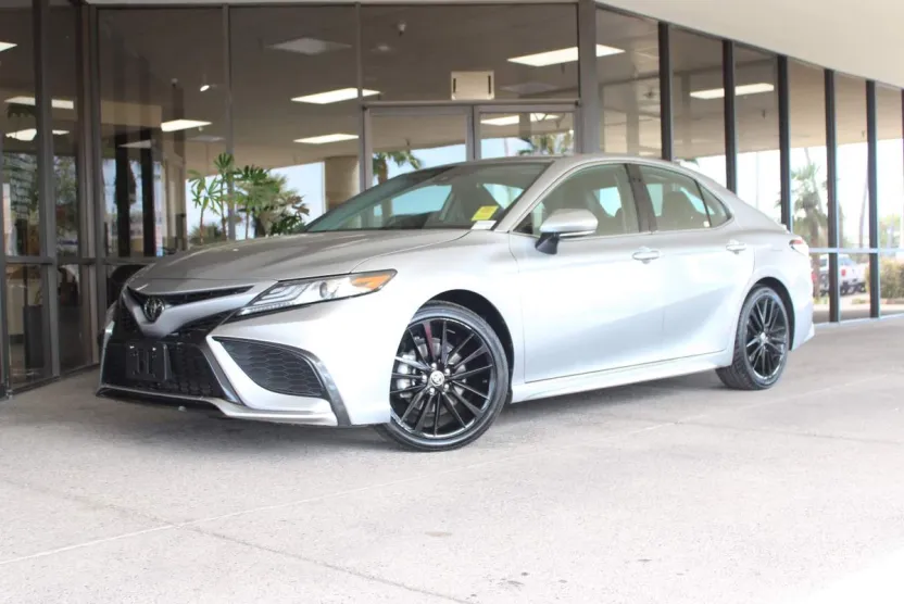 2023 Toyota Camry XSE photo 1