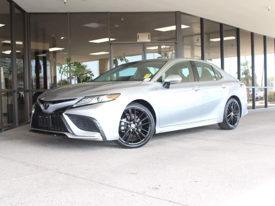 2023 Toyota Camry XSE photo 1