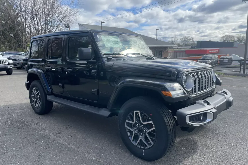 2025 Jeep Wrangler Sahara photo 1