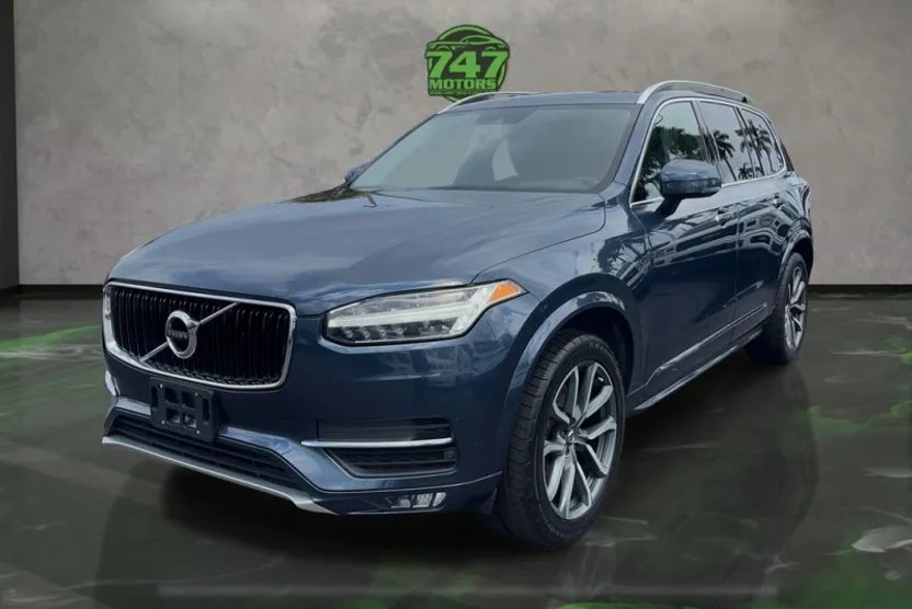 2019 Volvo XC90 T6 Momentum photo 1