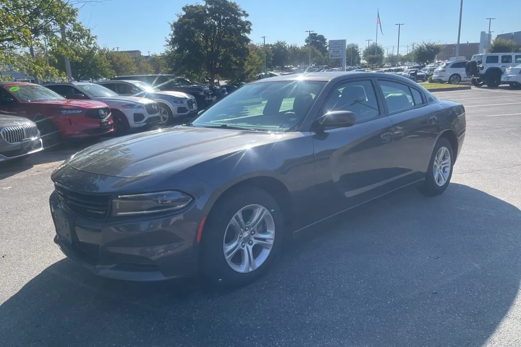 2022 Dodge Charger SXT photo 1