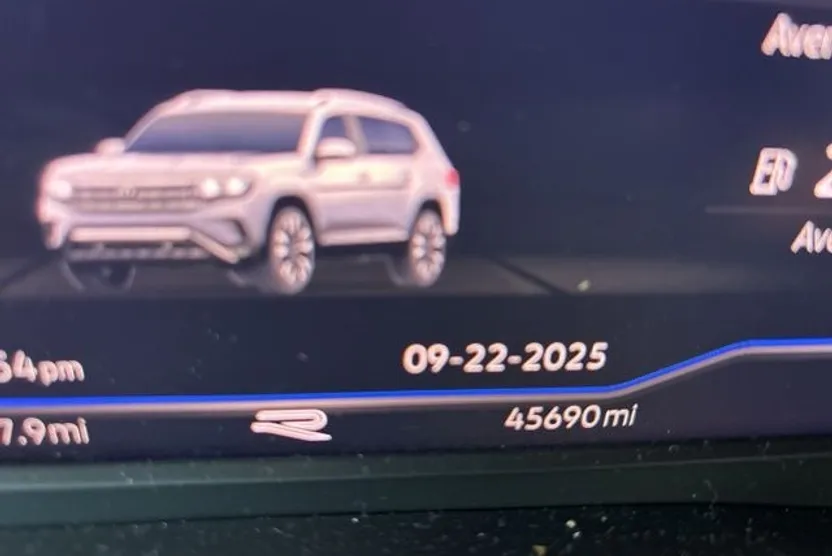 2022 Volkswagen Atlas V6 SEL R-Line photo 1