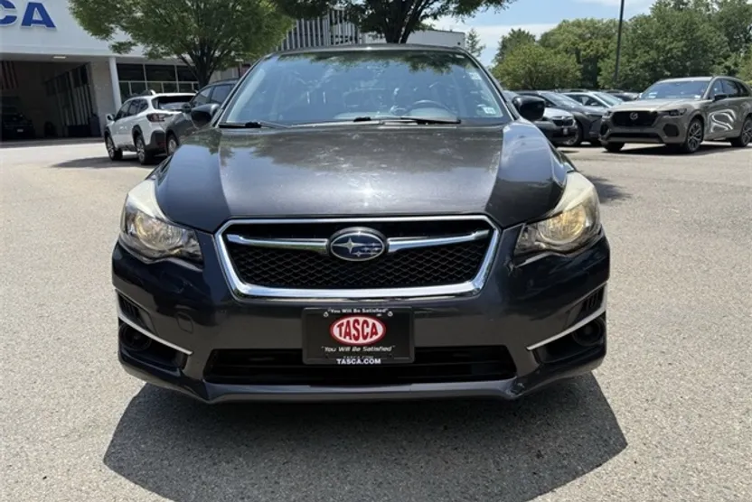 2016 Subaru Impreza 2.0i Premium photo 1