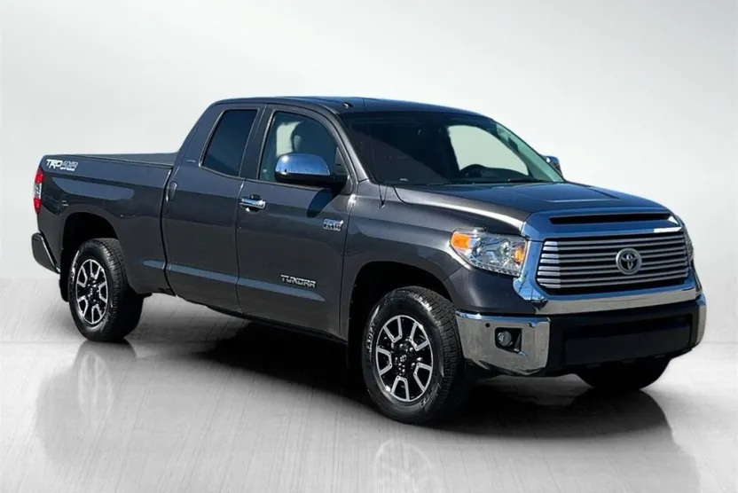 2017 Toyota Tundra Limited photo 1