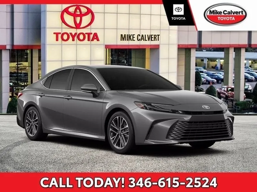2025 Toyota Camry XLE photo 1