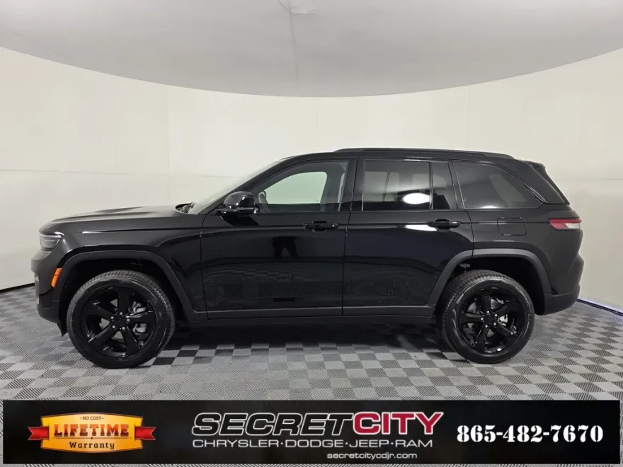 2025 Jeep Grand Cherokee Limited photo 1