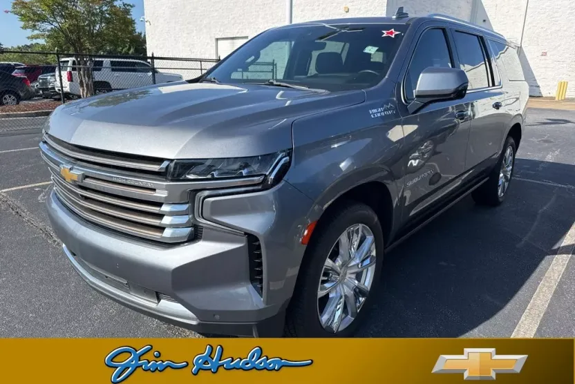 2022 Chevrolet Suburban High Country photo 1