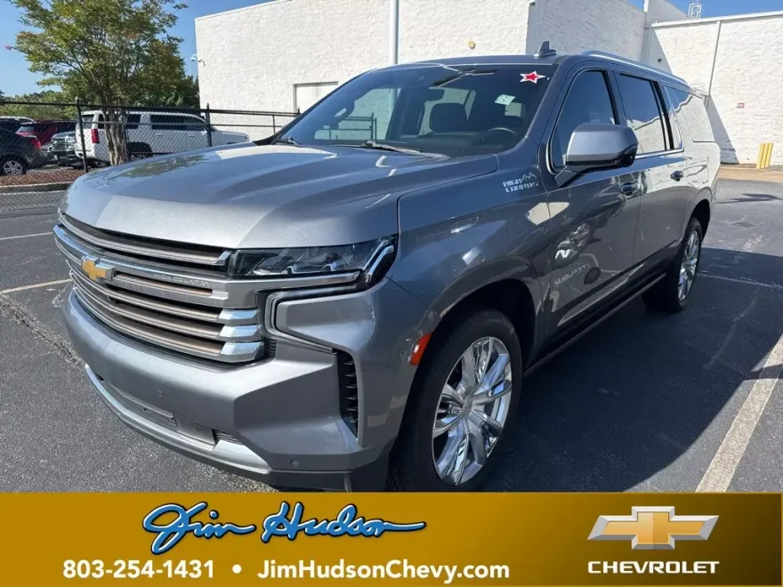 2022 Chevrolet Suburban High Country photo 1