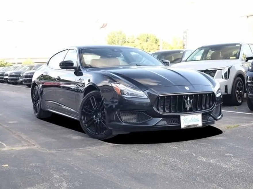 2022 Maserati Quattroporte Modena Q4 photo 1