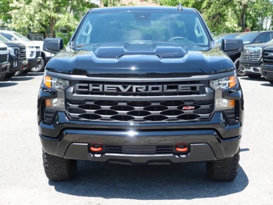 2022 Chevrolet Silverado 1500 Custom Trail Boss photo 1