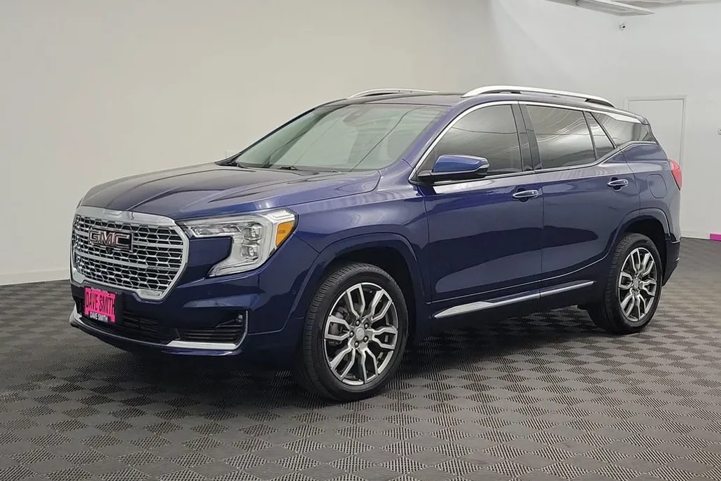 2022 Gmc Terrain Denali photo 1