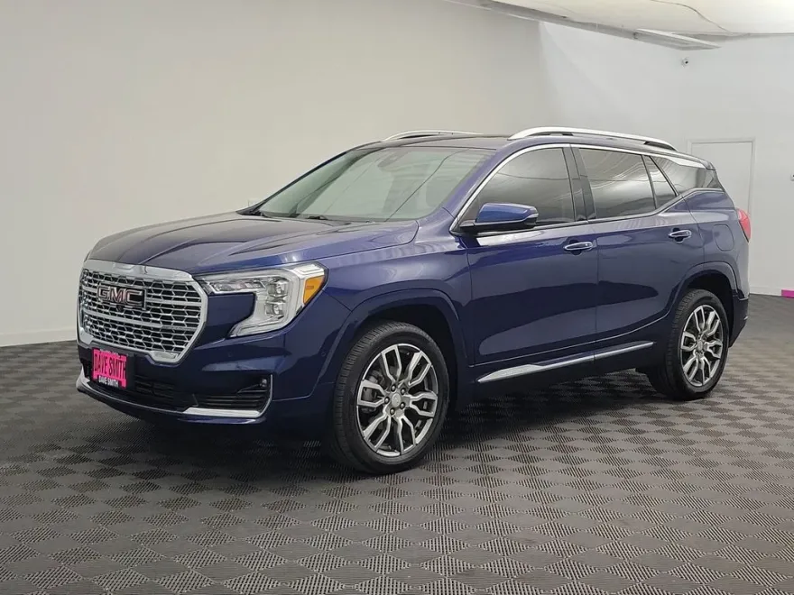 2022 Gmc Terrain Denali photo 1