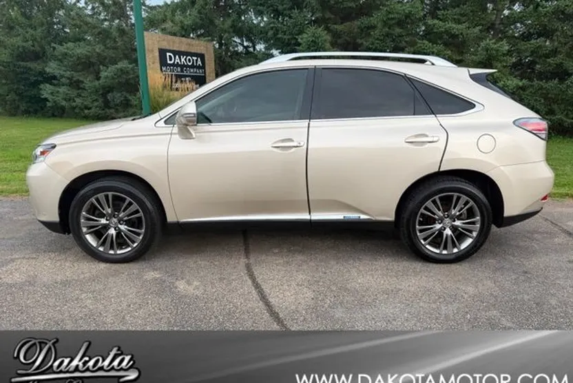 2013 Lexus RX 450h photo 1