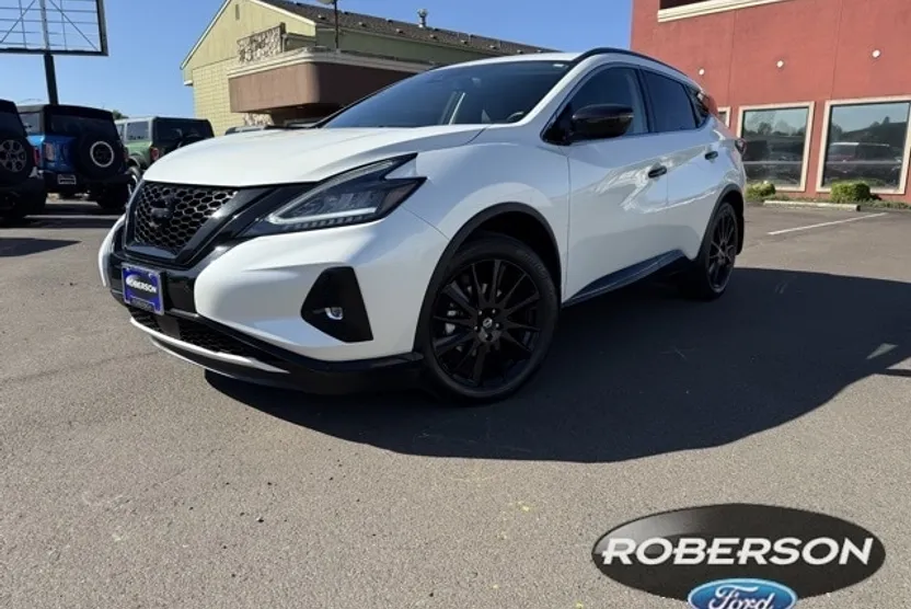 2022 Nissan Murano SV photo 1