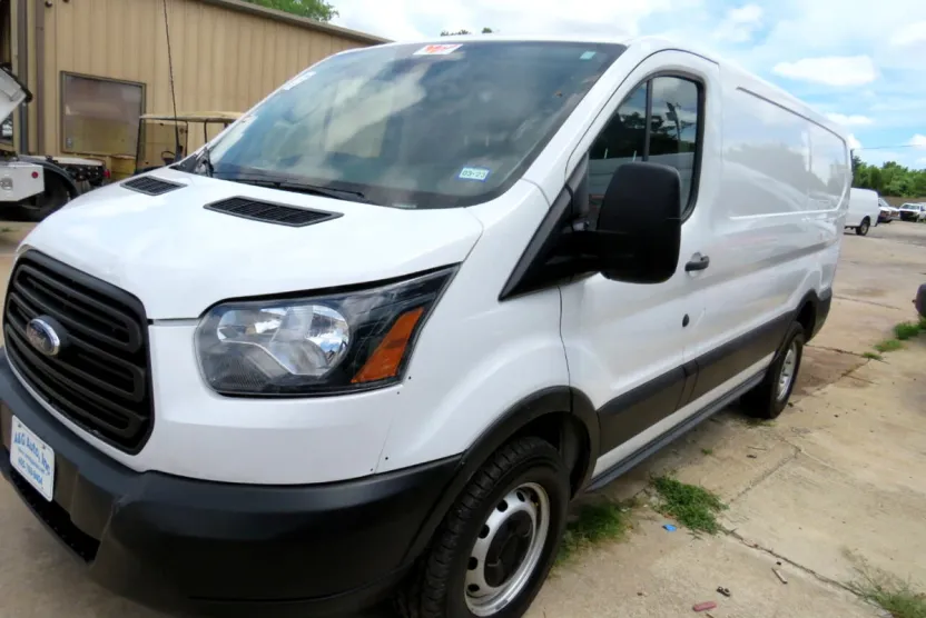 2019 Ford Transit Van photo 1