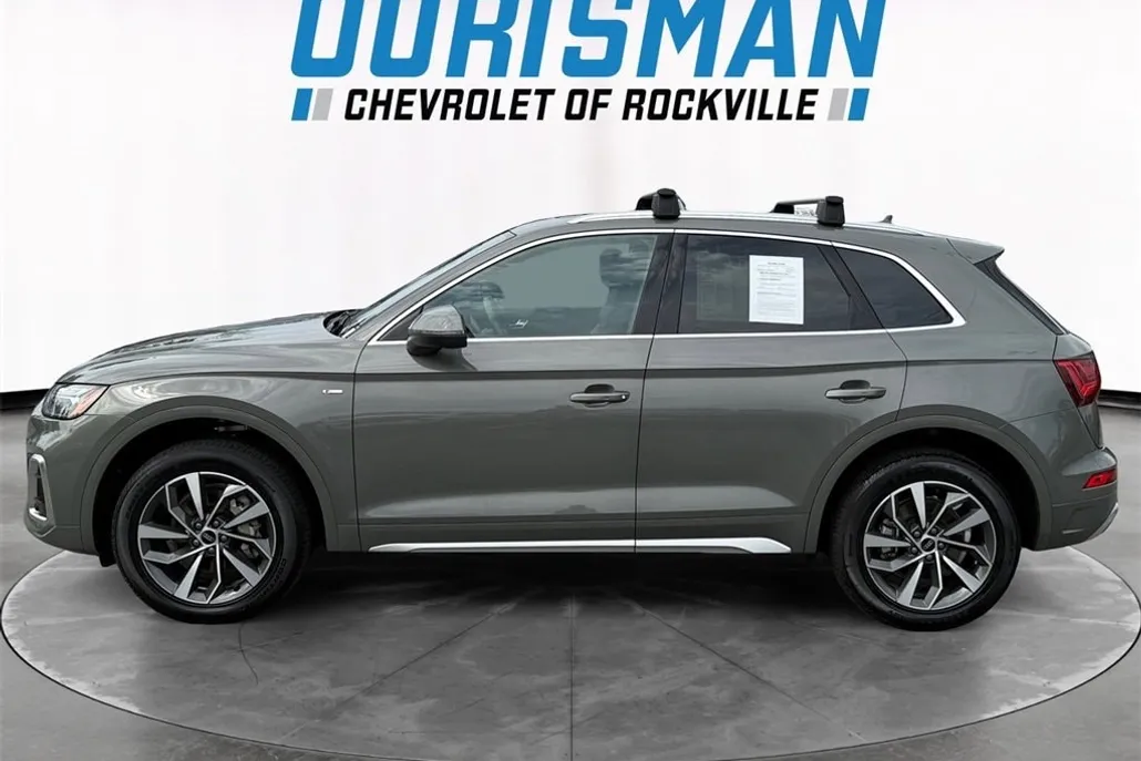 2024 Audi Q5 S line Premium Plus photo 1