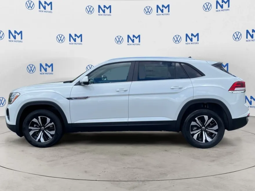 2026 Volkswagen Atlas Cross Sport SE photo 1