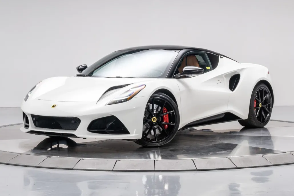 2024 Lotus Emira First Edition photo 1