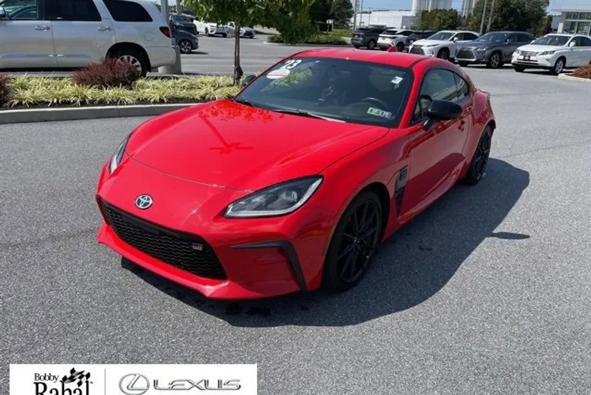 2023 Toyota GR86 Premium photo 1