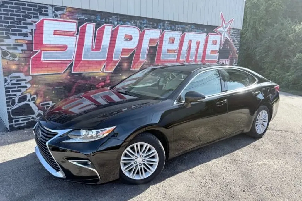 2017 Lexus ES 350 photo 1