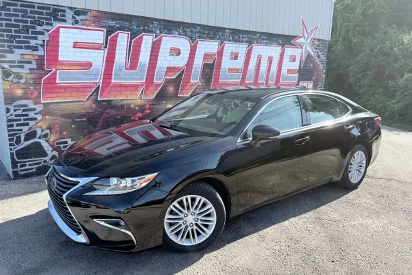 2017 Lexus ES 350 photo 1
