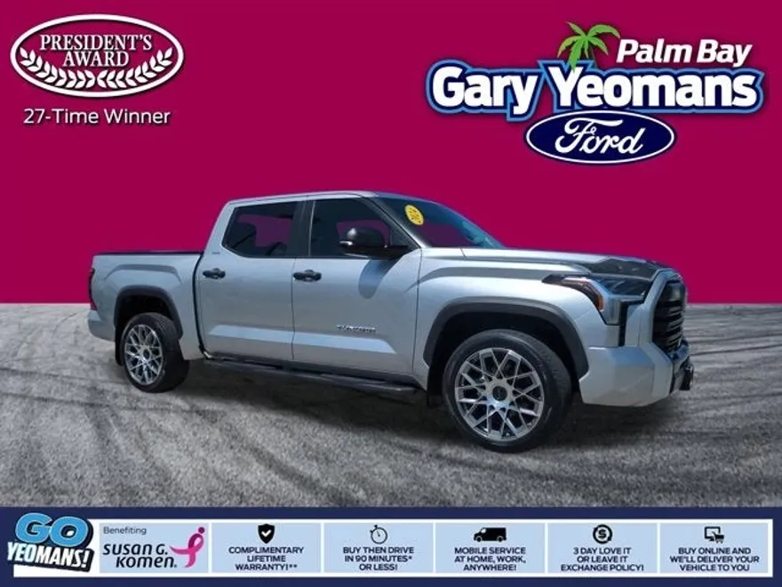 2024 Toyota Tundra SR5 photo 1