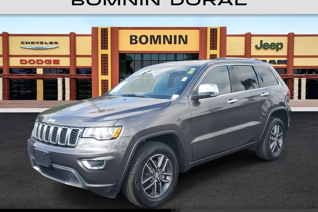 2017 Jeep Grand Cherokee Limited photo 1