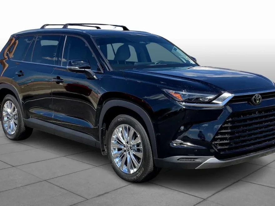2024 Toyota Grand Highlander Platinum AWD photo 1