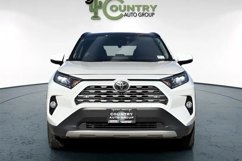 2020 Toyota RAV4 Limited photo 1