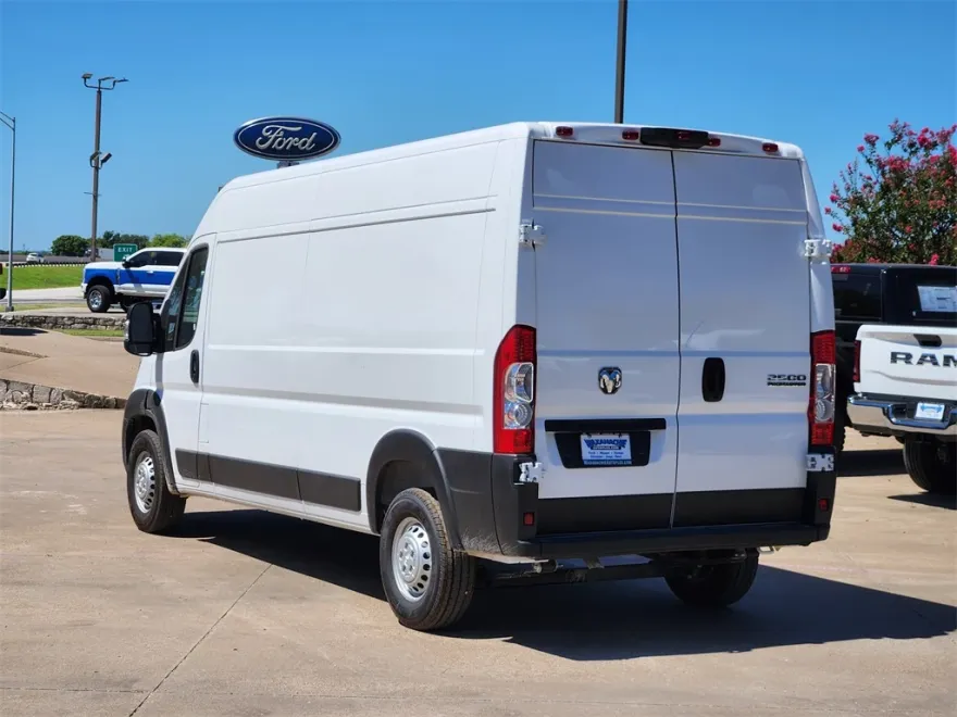 2025 Ram ProMaster 2500 photo 1