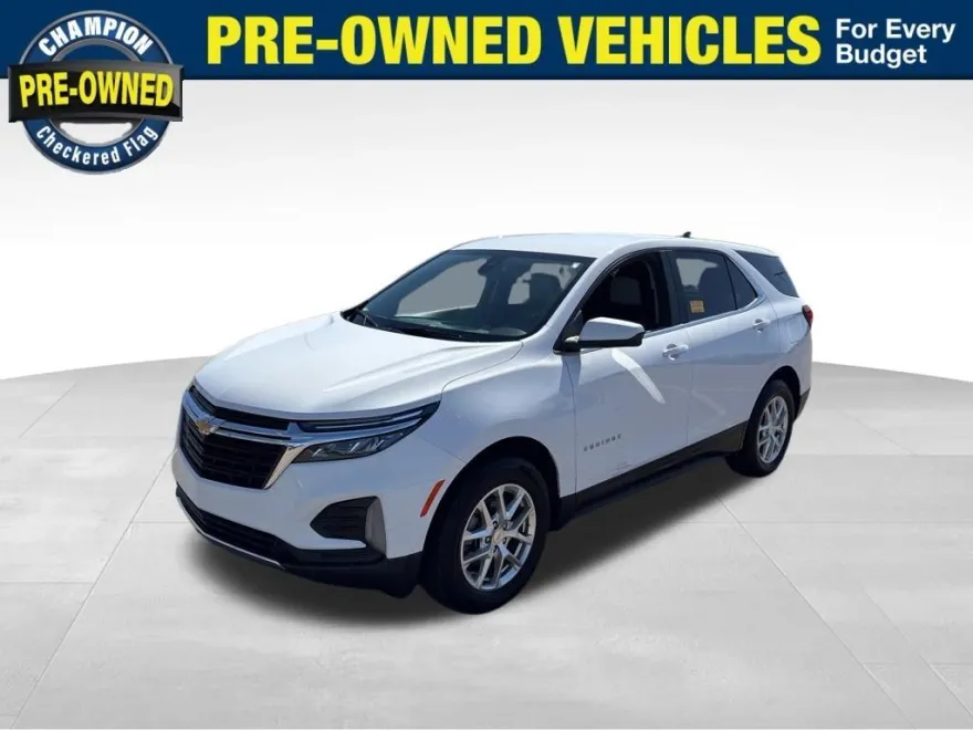 2022 Chevrolet Equinox LT photo 1