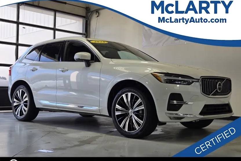 2023 Volvo XC60 B5 Plus photo 1