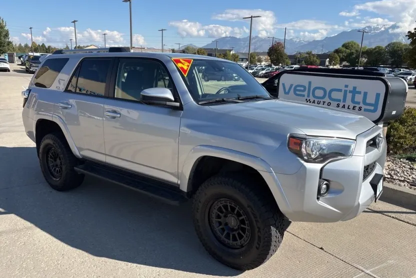 2024 Toyota 4Runner SR5 photo 1