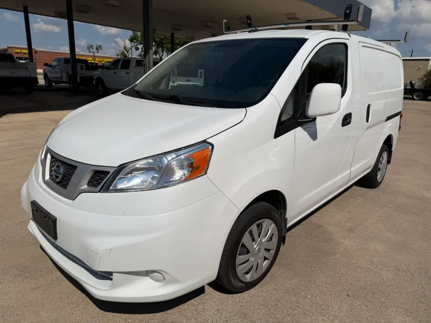 2021 Nissan NV200 SV photo 1