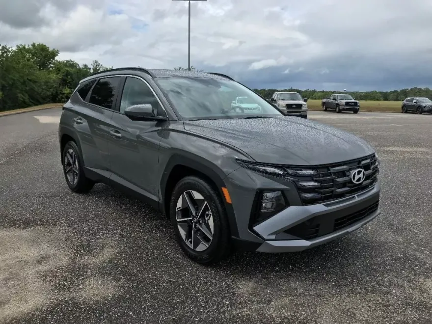 2025 Hyundai Tucson SEL photo 1