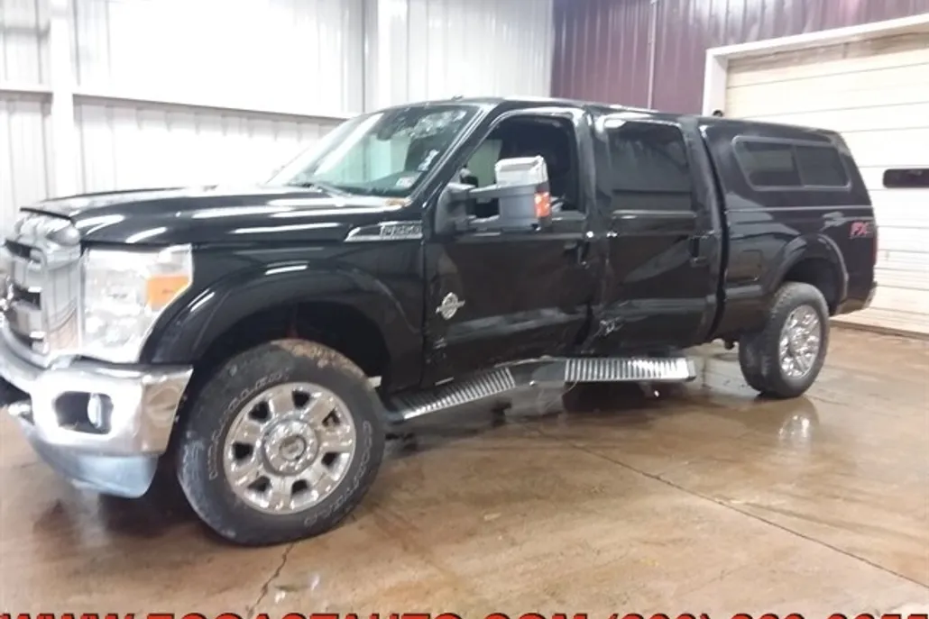 2012 Ford F-250 Lariat photo 1