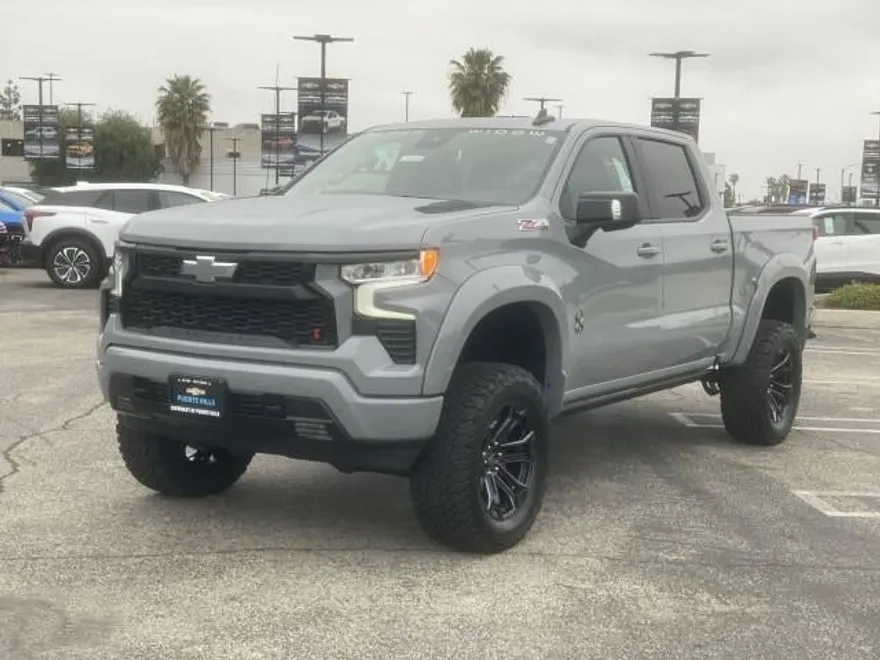 2025 Chevrolet Silverado 1500 RST photo 1