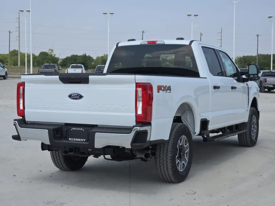 2025 Ford F-250 XLT photo 1
