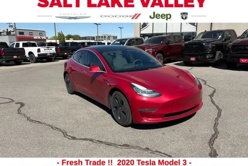 2020 Tesla Model 3 Standard Range Plus photo 1