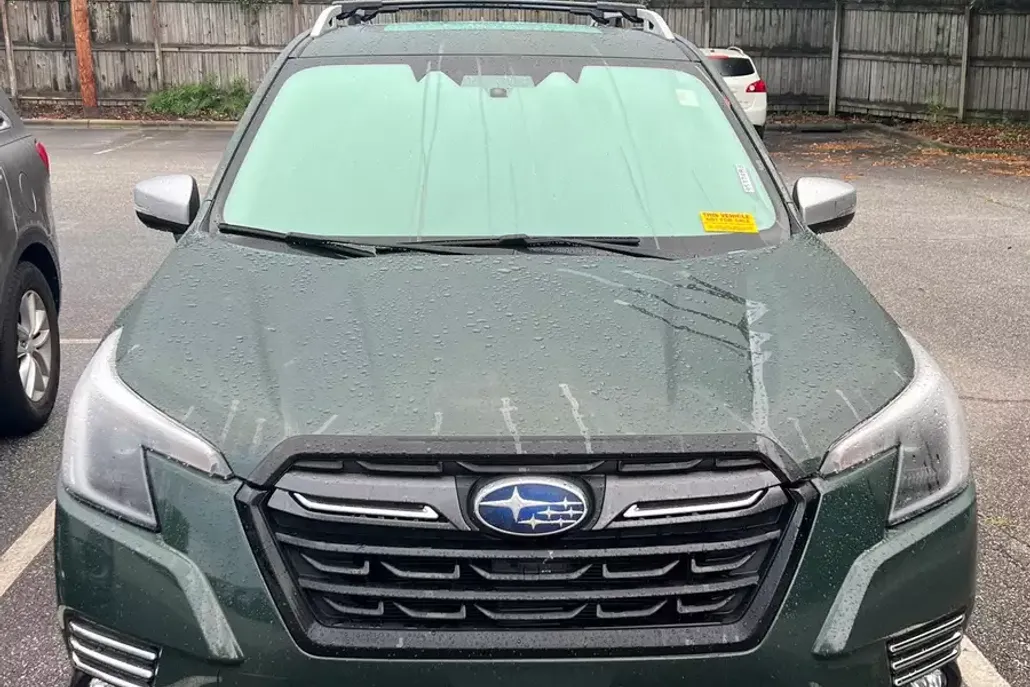2023 Subaru Forester Touring photo 1