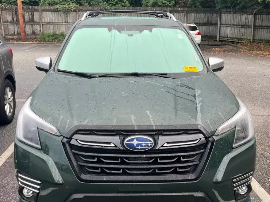 2023 Subaru Forester Touring photo 1