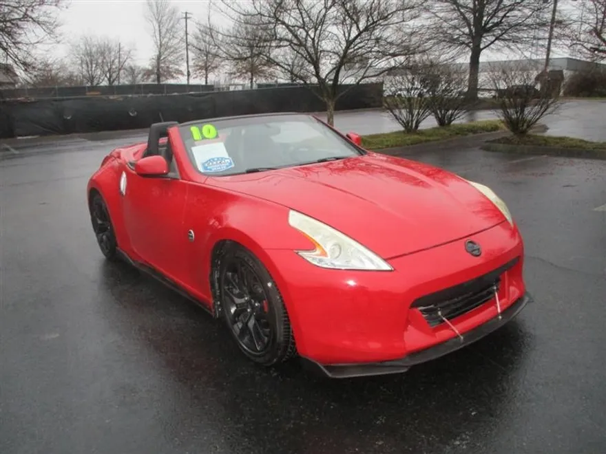 2010 Nissan 370Z Touring photo 1