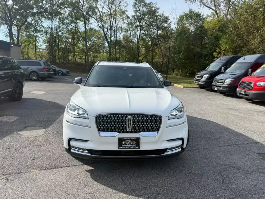 2020 Lincoln Aviator Reserve photo 1