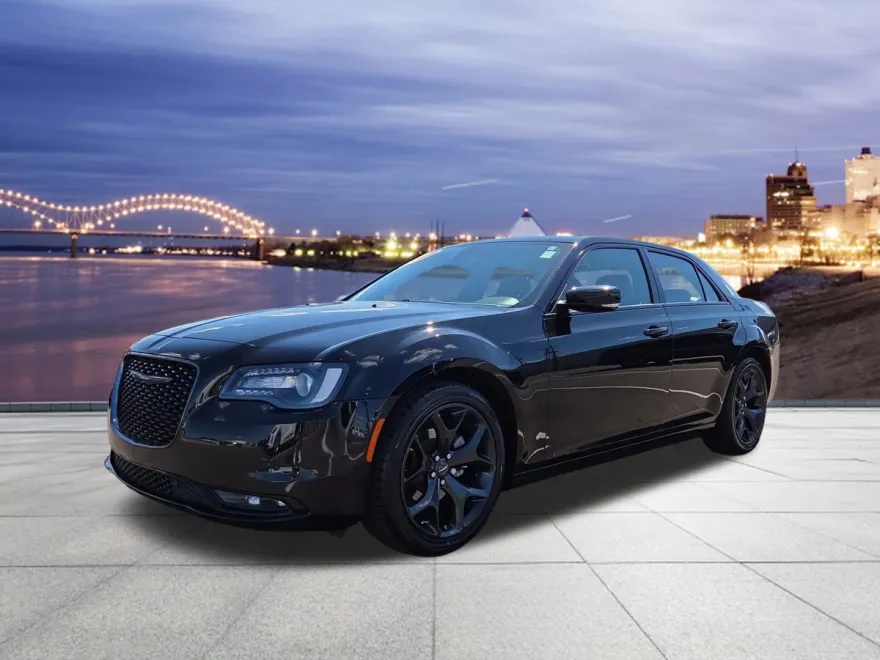 2022 Chrysler 300 photo 1