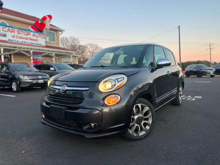 2014 Fiat 500L Lounge photo 1
