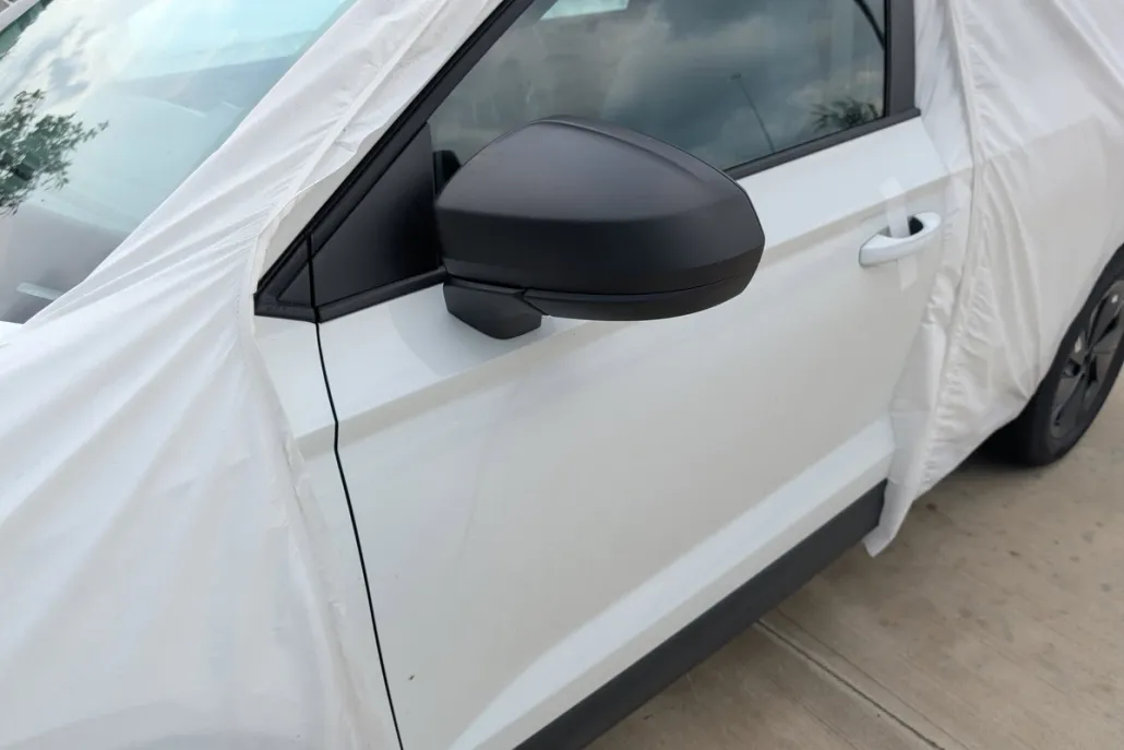 2025 Volkswagen Taos S photo 1